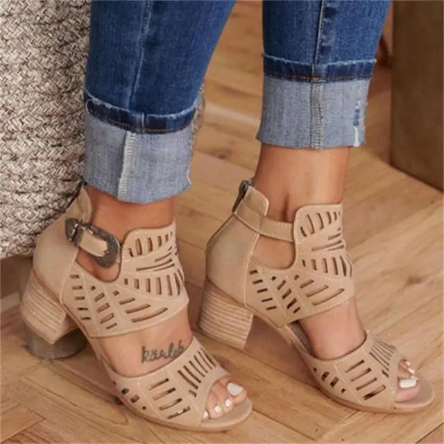 Vintage hollow out Sandals